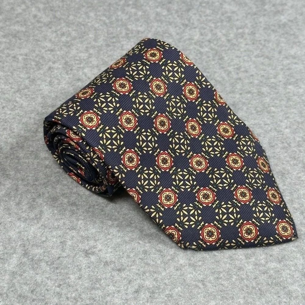 Albert Andrews Ltd Silk Tie USA Navy Geometric Medallion Vintage 56x3.6in NOTE‎